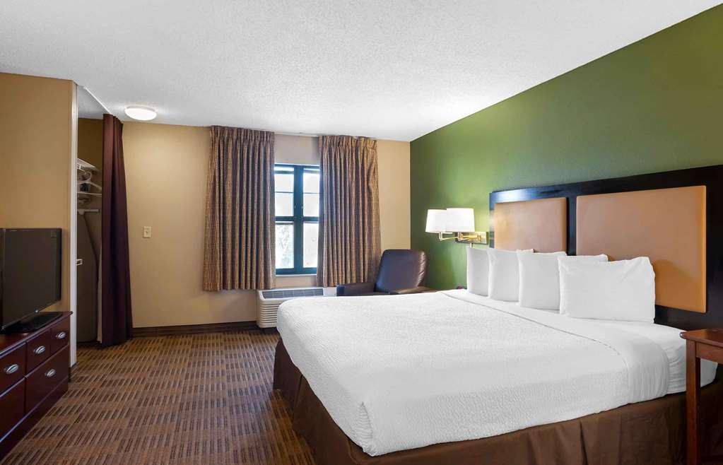 Extended America Select - Minneapolis - - Valley View Road Hotel 2*