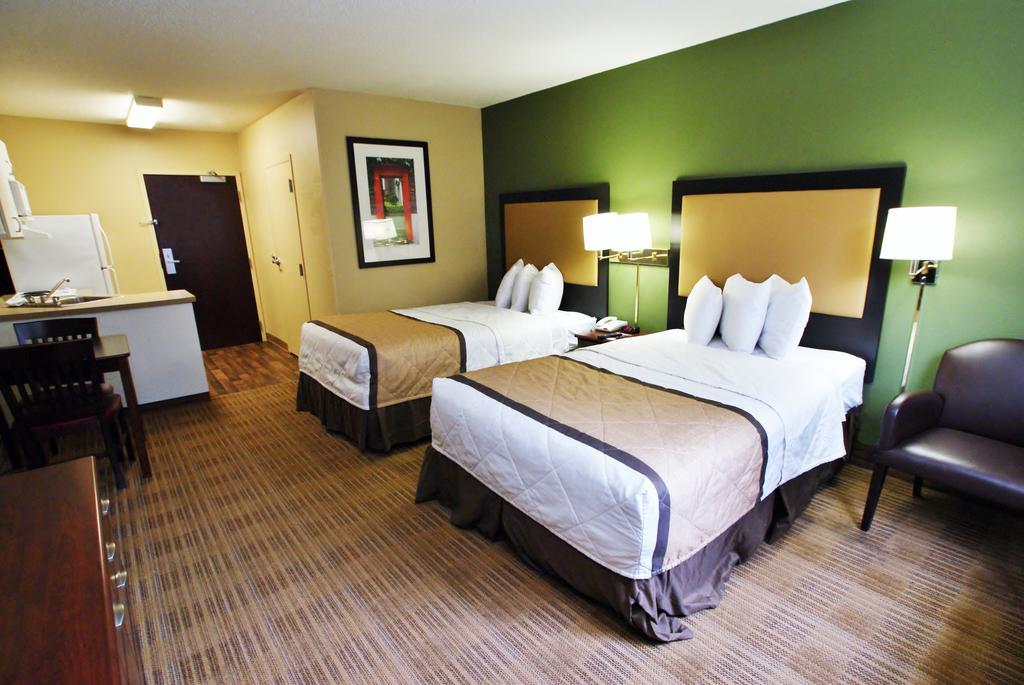 Extended America Select - Minneapolis - - Valley View Road Hotel