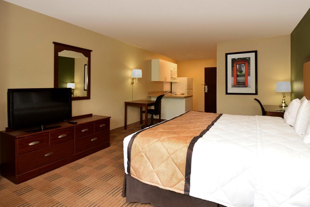 Extended America Select - Minneapolis - - Valley View Road Hotel 2*