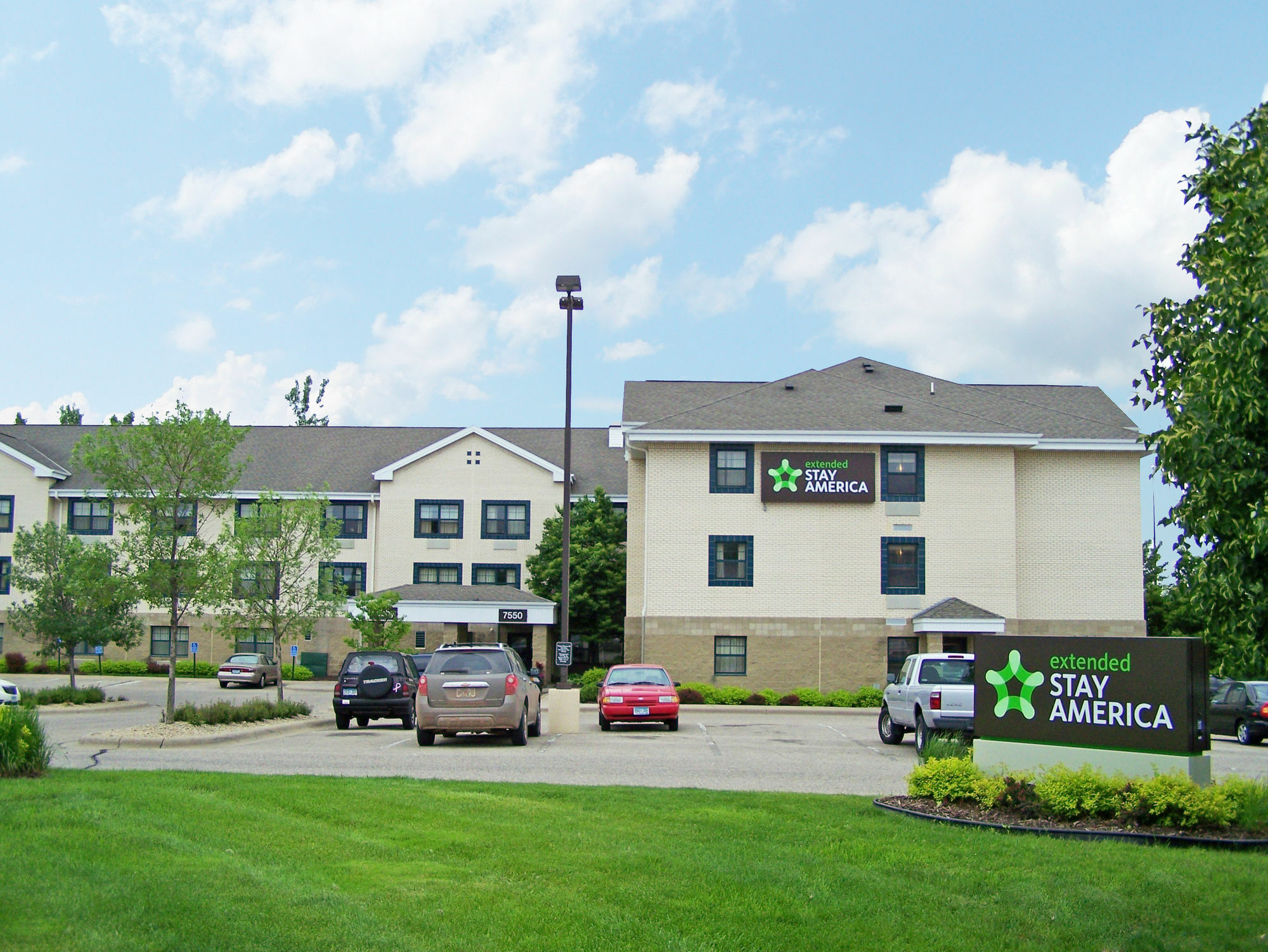 Extended America Select - Minneapolis - - Valley View Road Hotel 2*